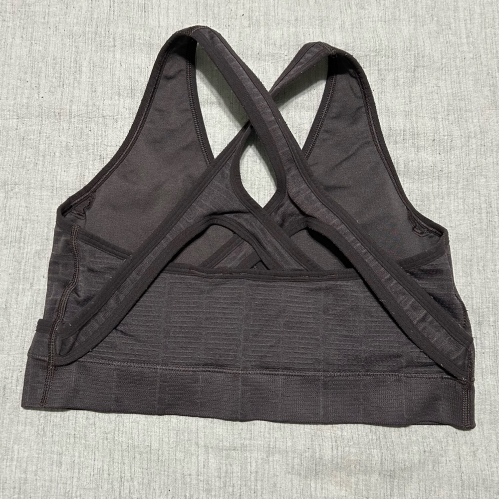 Gymshark Purple Cross-Back Sports Bra - Picture 2 of 4
